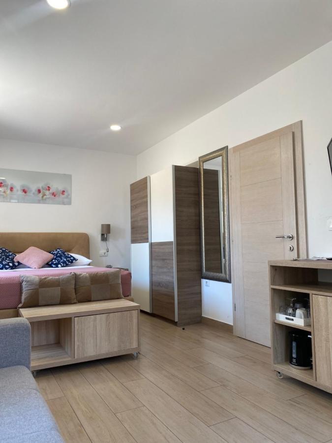 סטון Villa Radic מראה חיצוני תמונה
